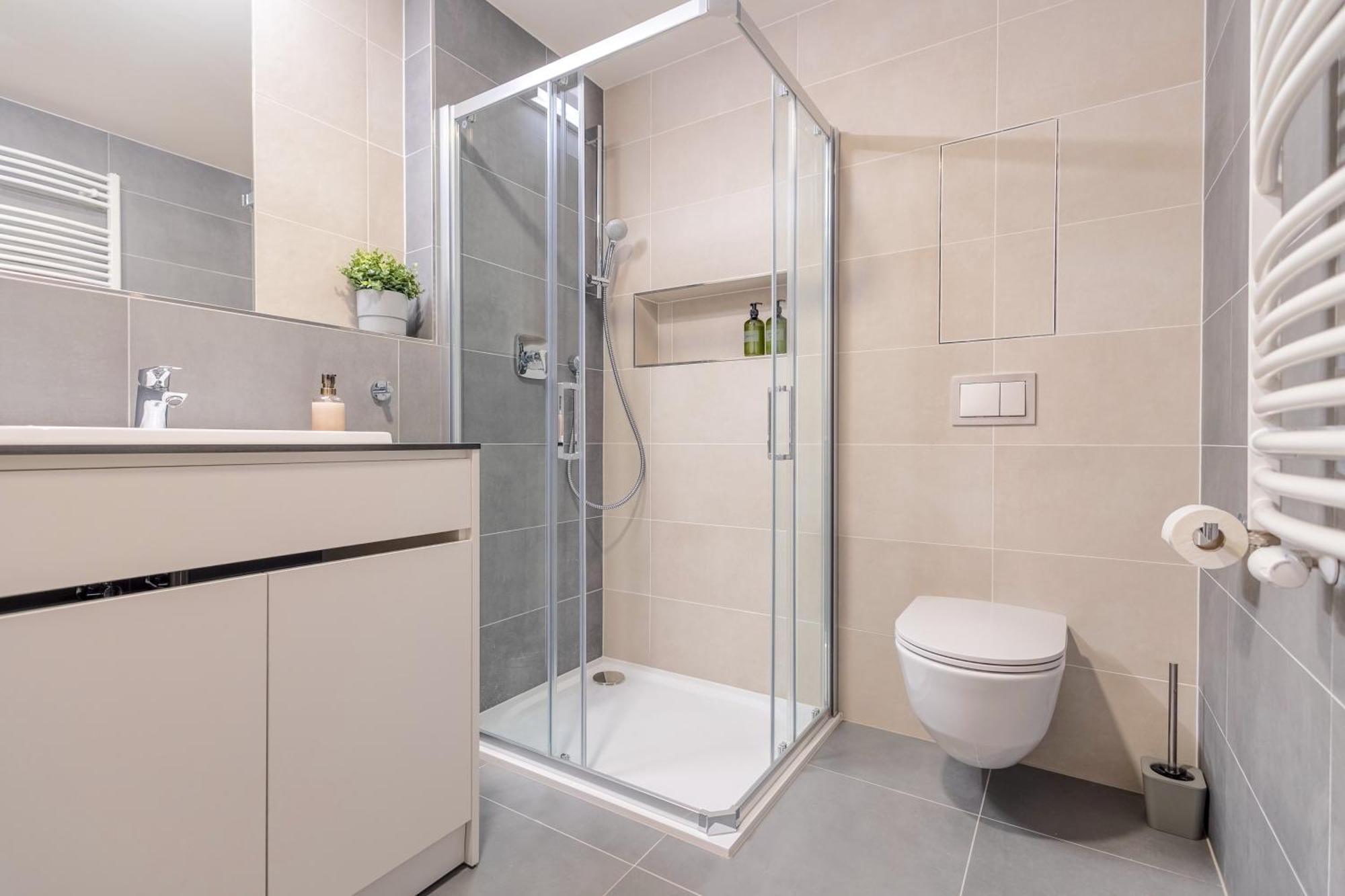 Bright 2Br - 8Th Floor, Balcony, Free Parking - By Gravity Prague Daire Dış mekan fotoğraf
