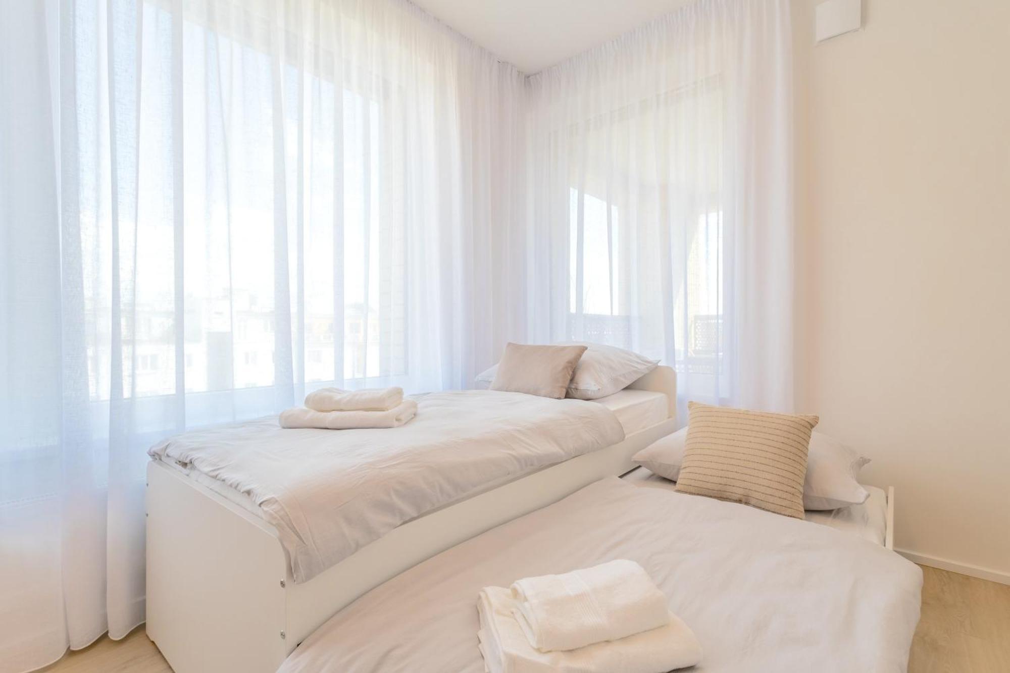 Bright 2Br - 8Th Floor, Balcony, Free Parking - By Gravity Prague Daire Dış mekan fotoğraf