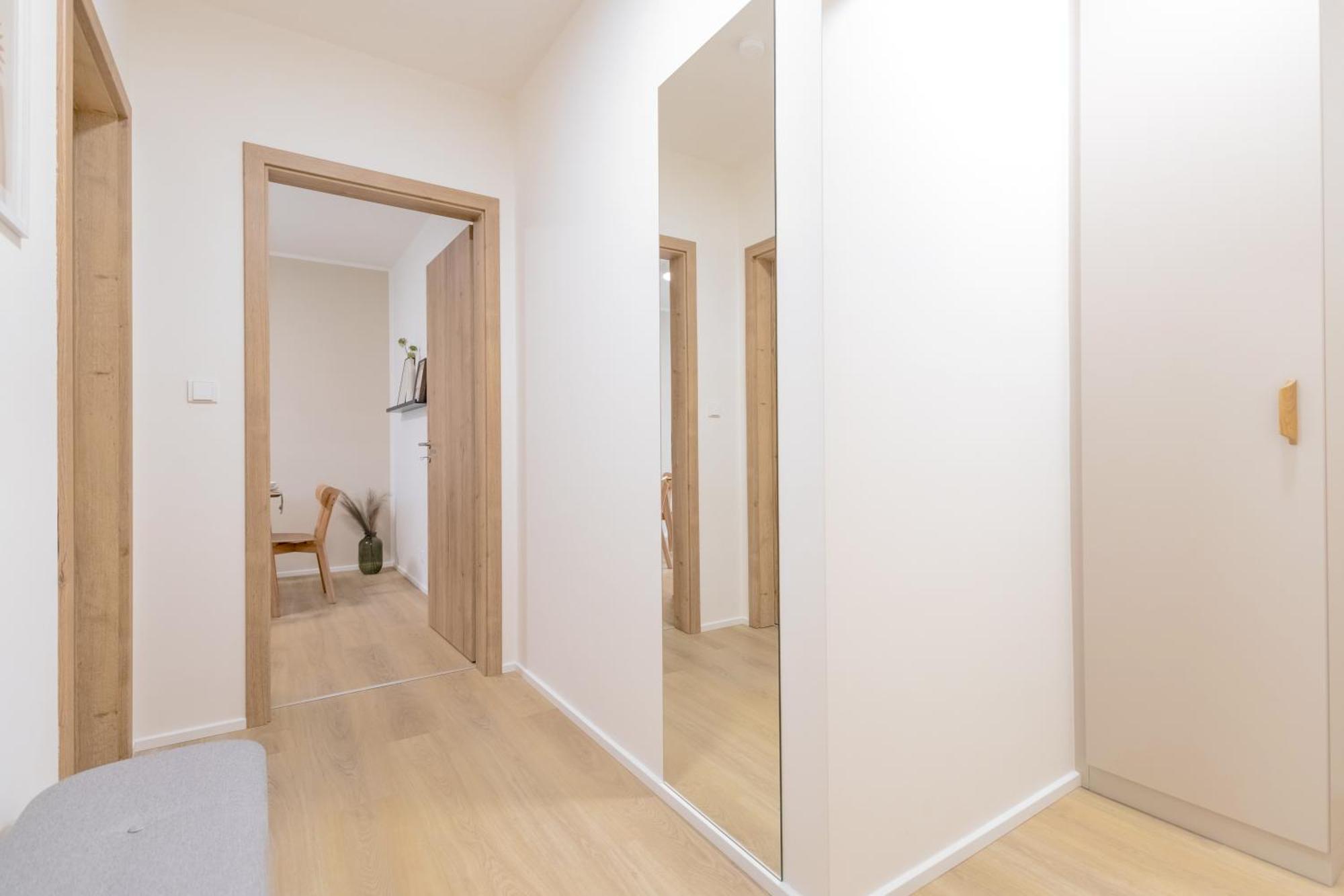 Bright 2Br - 8Th Floor, Balcony, Free Parking - By Gravity Prague Daire Dış mekan fotoğraf