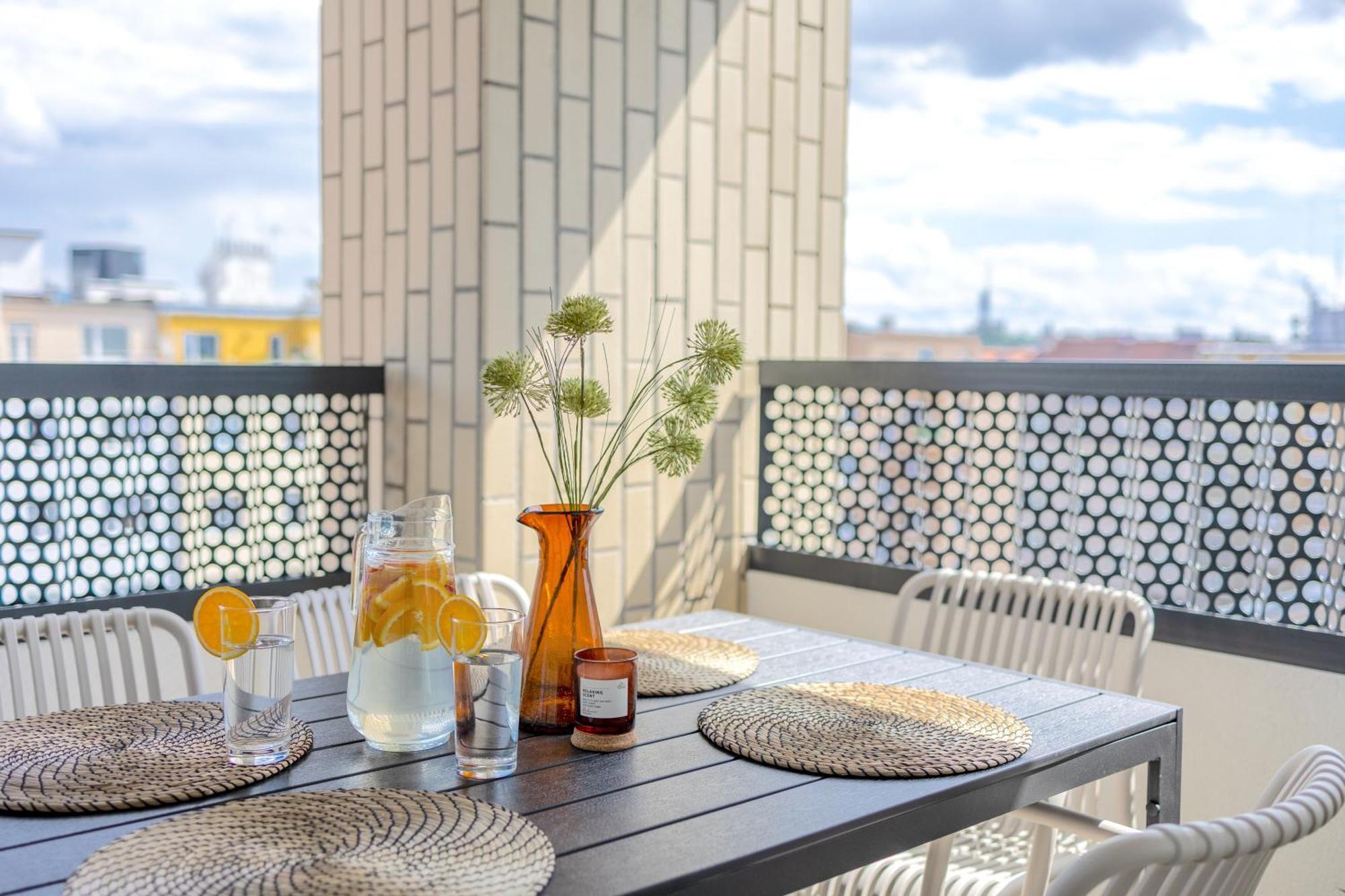 Bright 2Br - 8Th Floor, Balcony, Free Parking - By Gravity Prague Daire Dış mekan fotoğraf