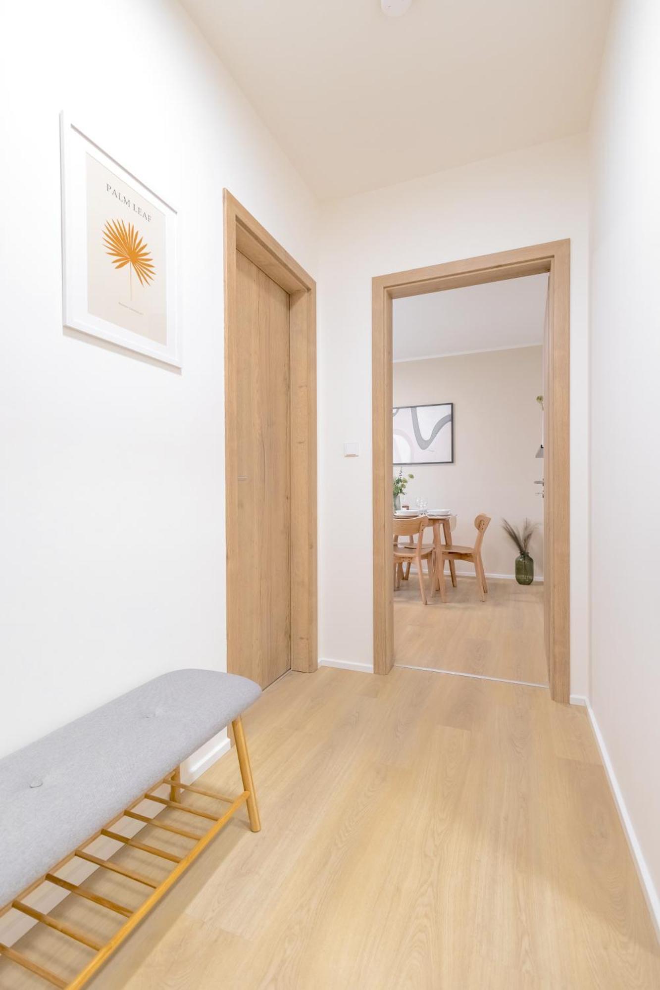 Bright 2Br - 8Th Floor, Balcony, Free Parking - By Gravity Prague Daire Dış mekan fotoğraf